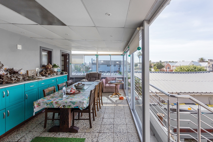 8 Bedroom Property for Sale in Melkbosstrand Central Western Cape